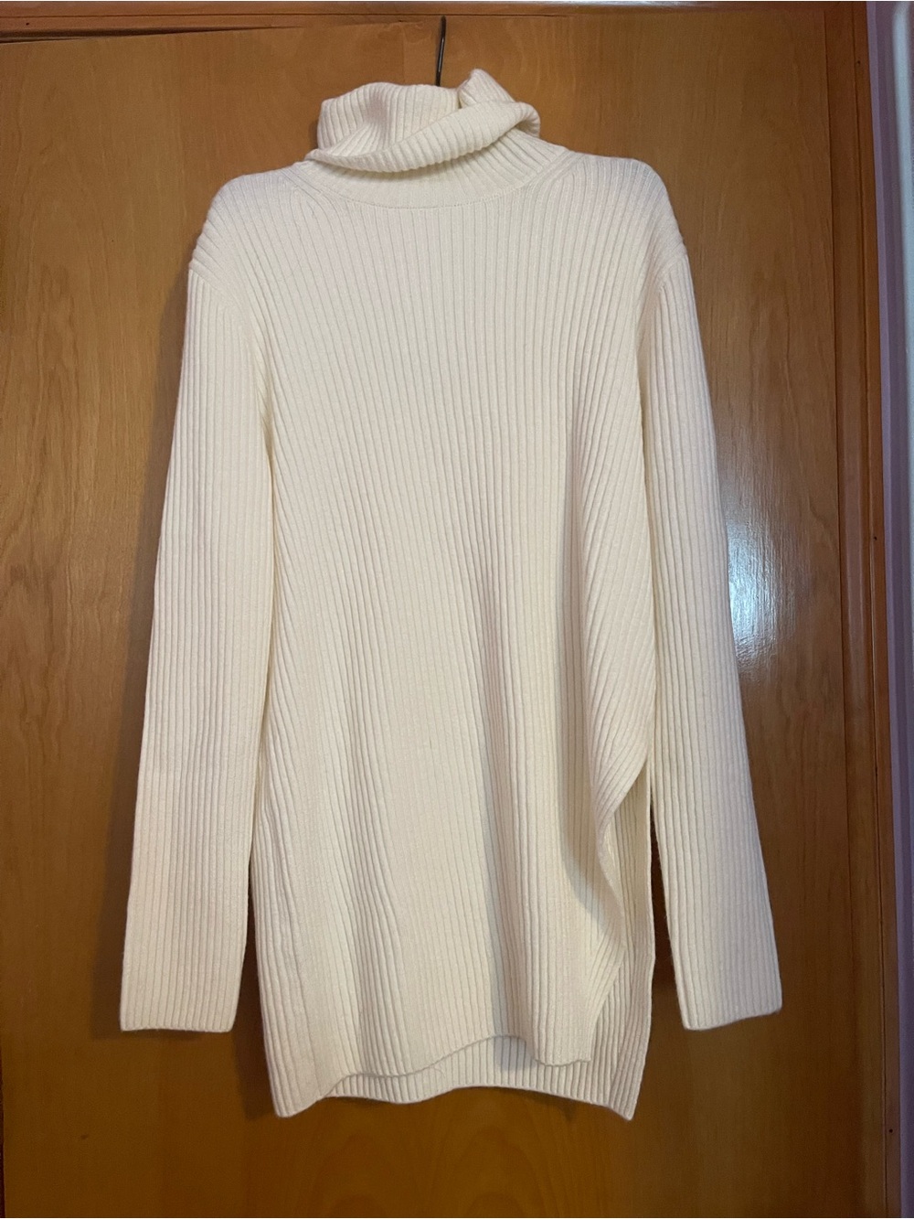 H&M Ivory Cream Turtleneck Ribbed Sweater- Size Small